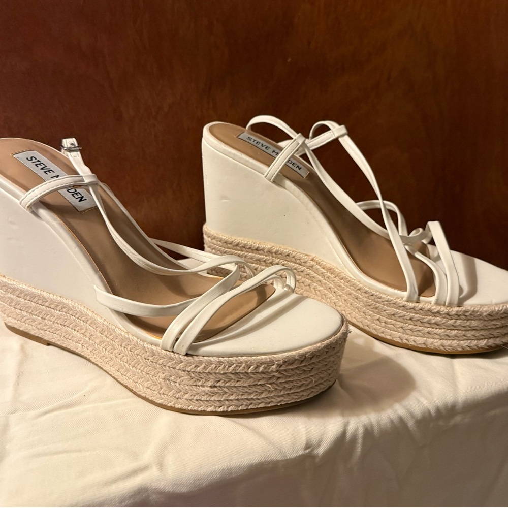 Steve Madden Cream Wedge Sandals, Brand New, Size 7.5